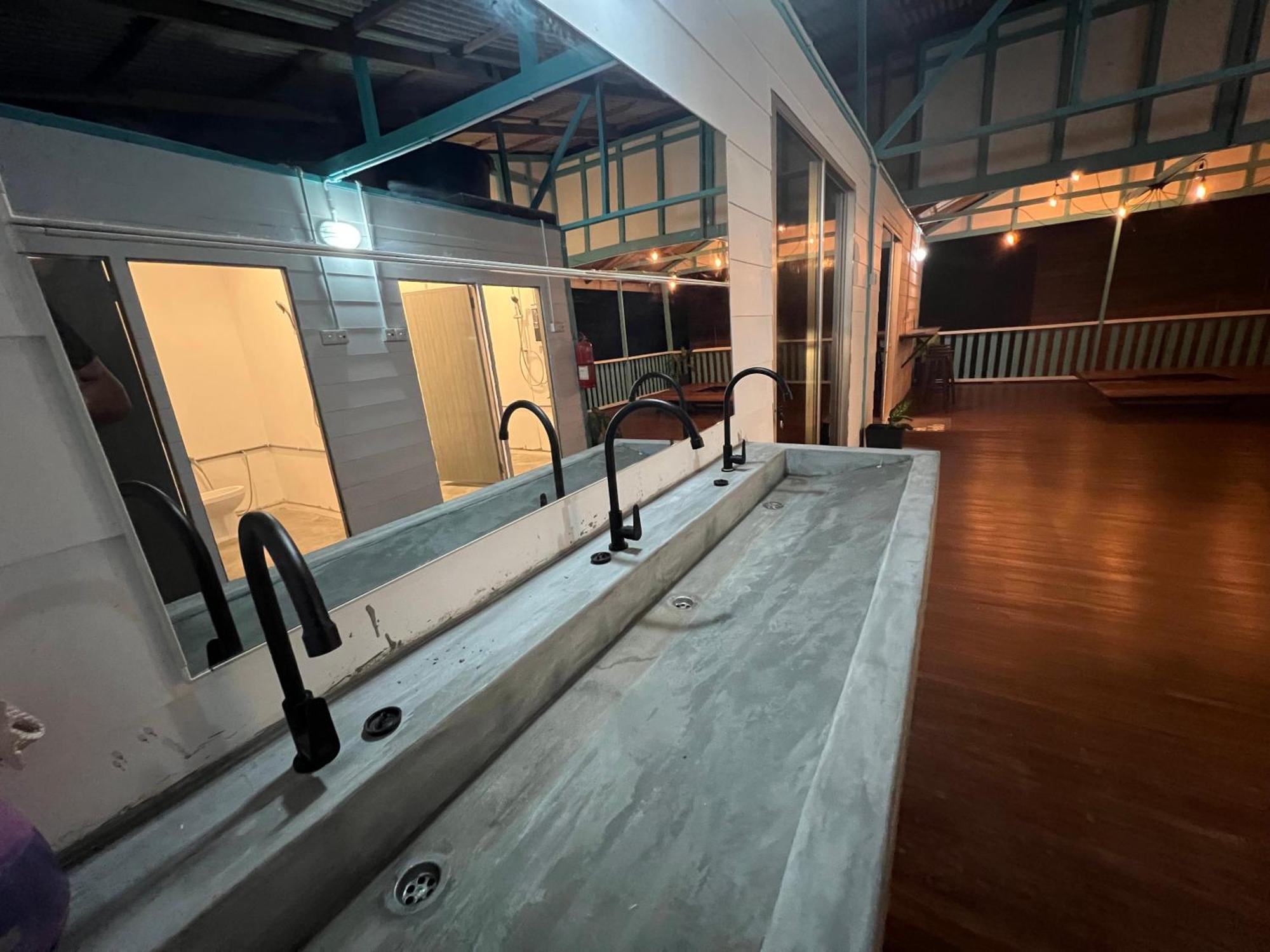 Dormitory Pondok Kampong Juara Экстерьер фото